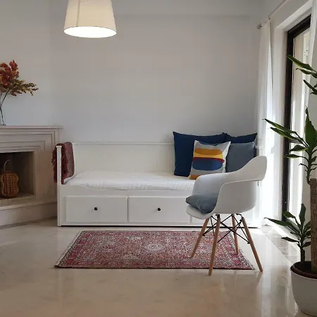 Ocean - With Swimming Pool Apartment *