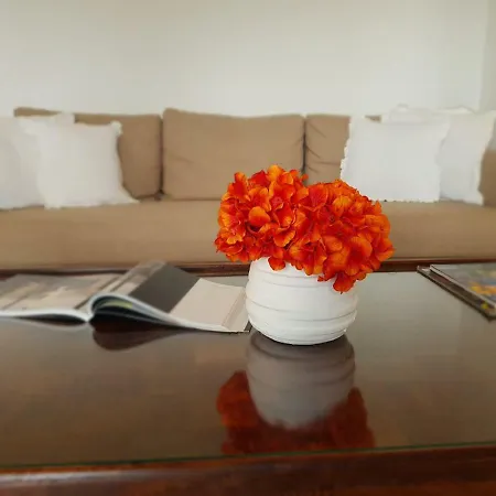 Ocean - With Swimming Pool Apartamento