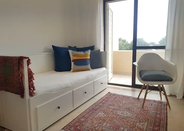 Ocean - With Swimming Pool *